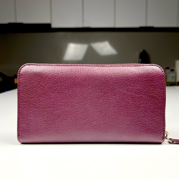 Burberry leather continental wallet - Picture 2 of 5